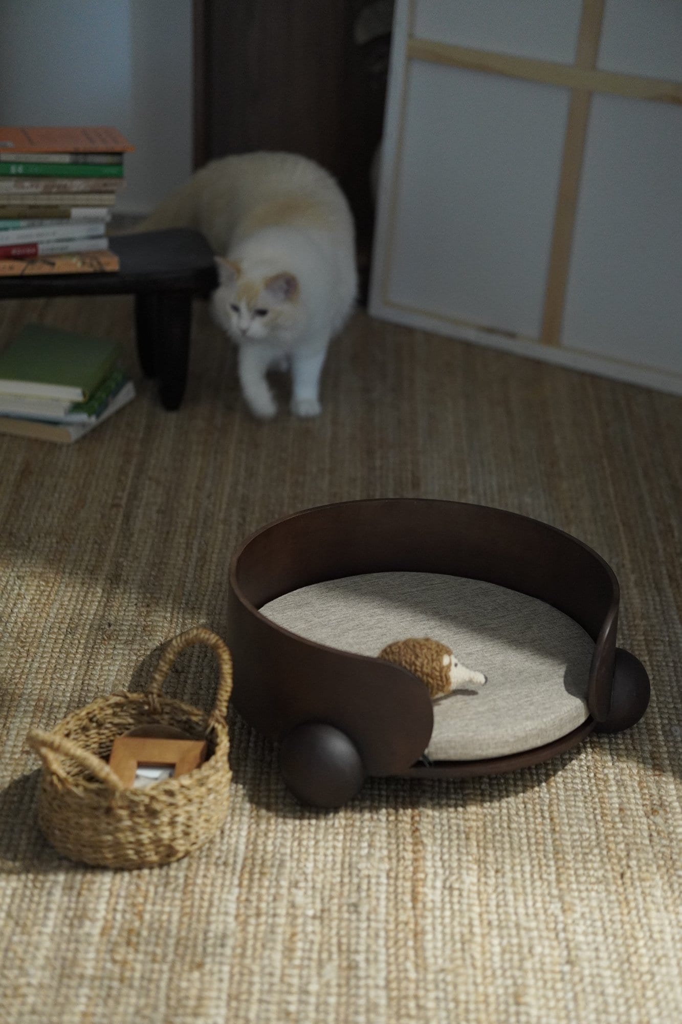 Hug Bed — Dark Brown photo 3