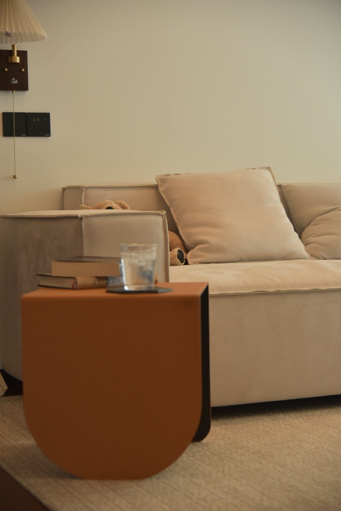 Peekaboo Tea Table With Leather — Orange photo 3