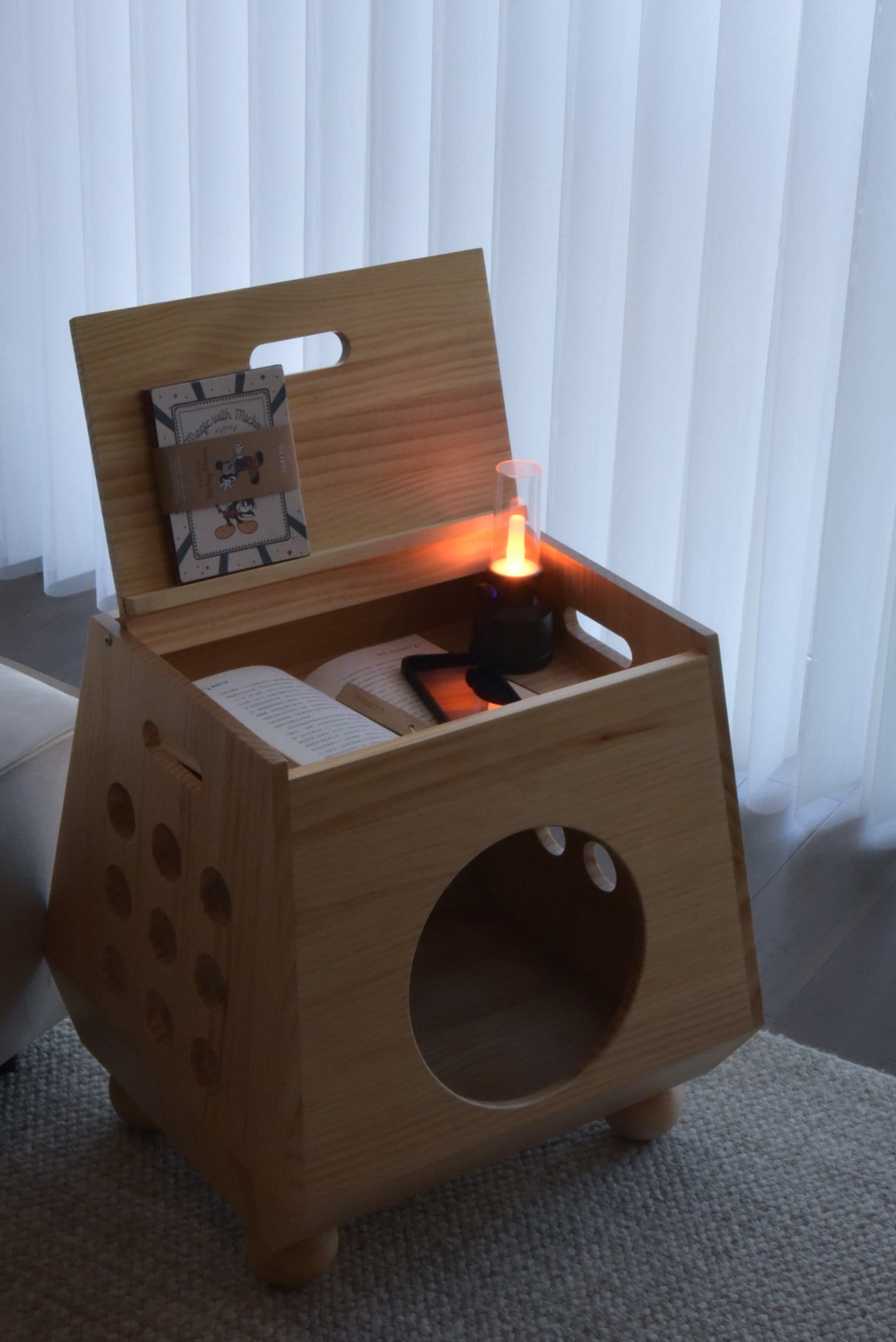 Hug Nightstand photo 6