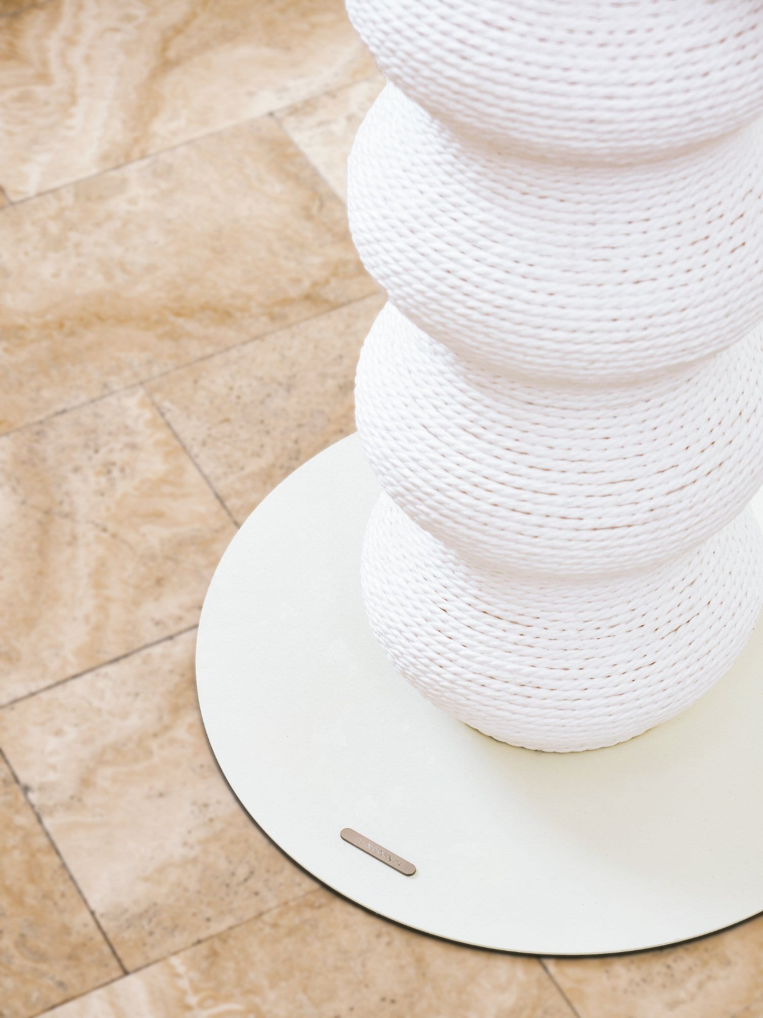 Coral Scratch Post — White photo 2