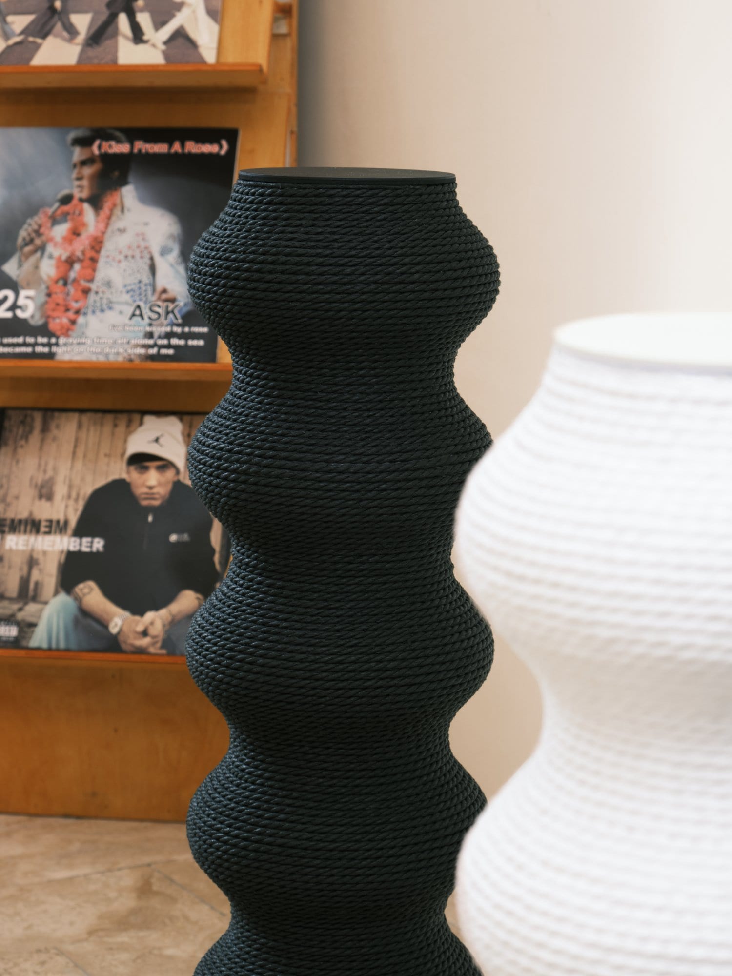 Coral Scratch Post — Black & White photo 1